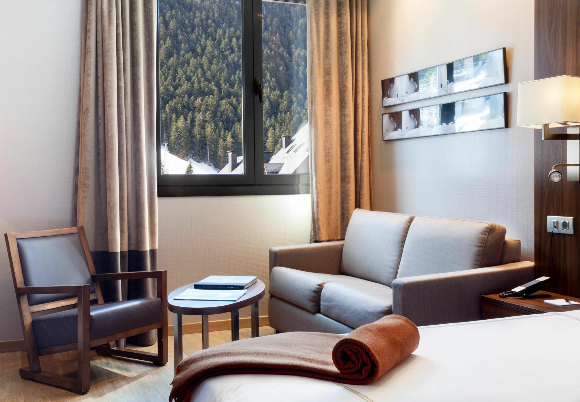 בקיירה-ברט Hotel Ac Baqueira Ski Resort, Autograph Collection מראה חיצוני תמונה