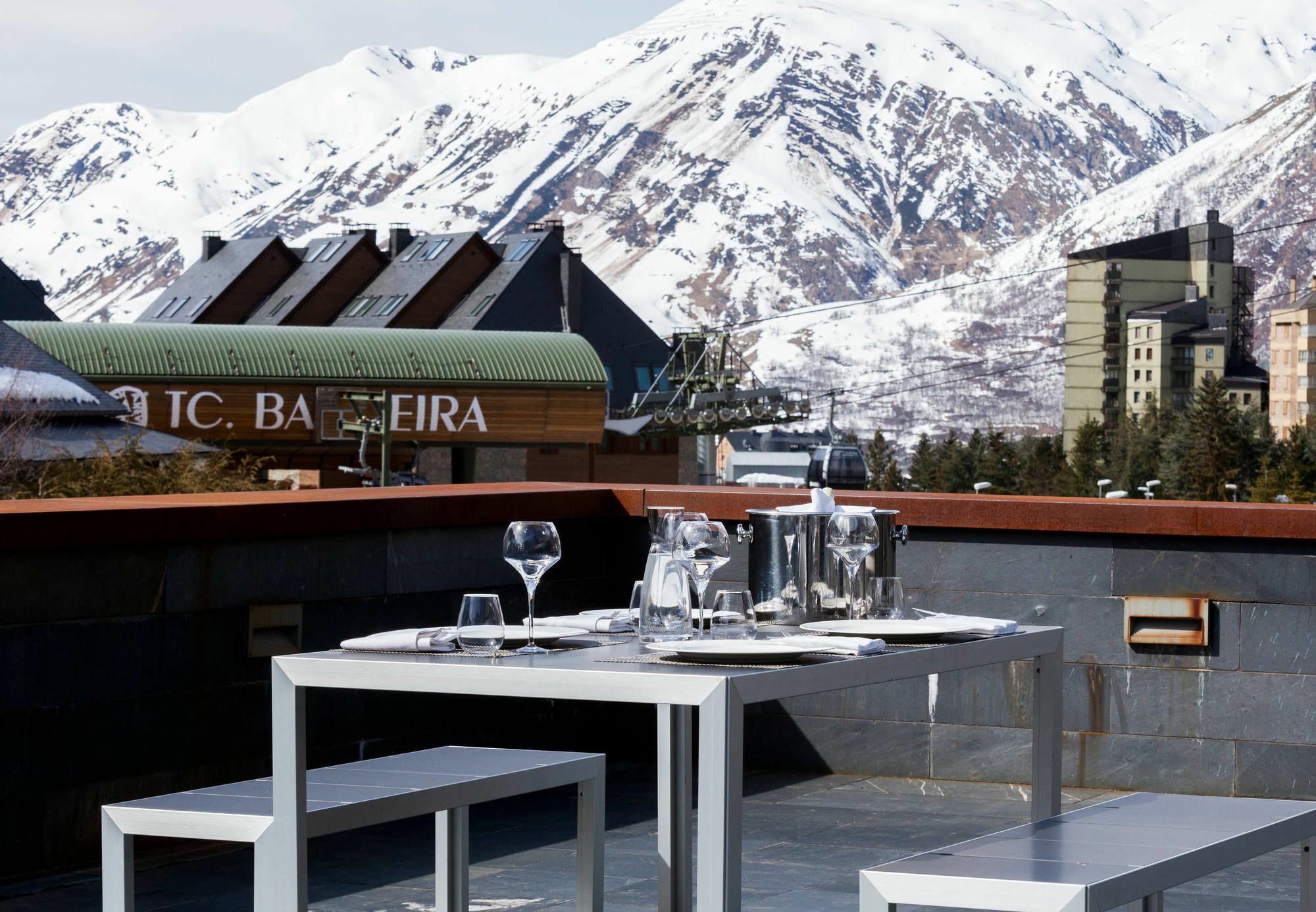 בקיירה-ברט Hotel Ac Baqueira Ski Resort, Autograph Collection מראה חיצוני תמונה